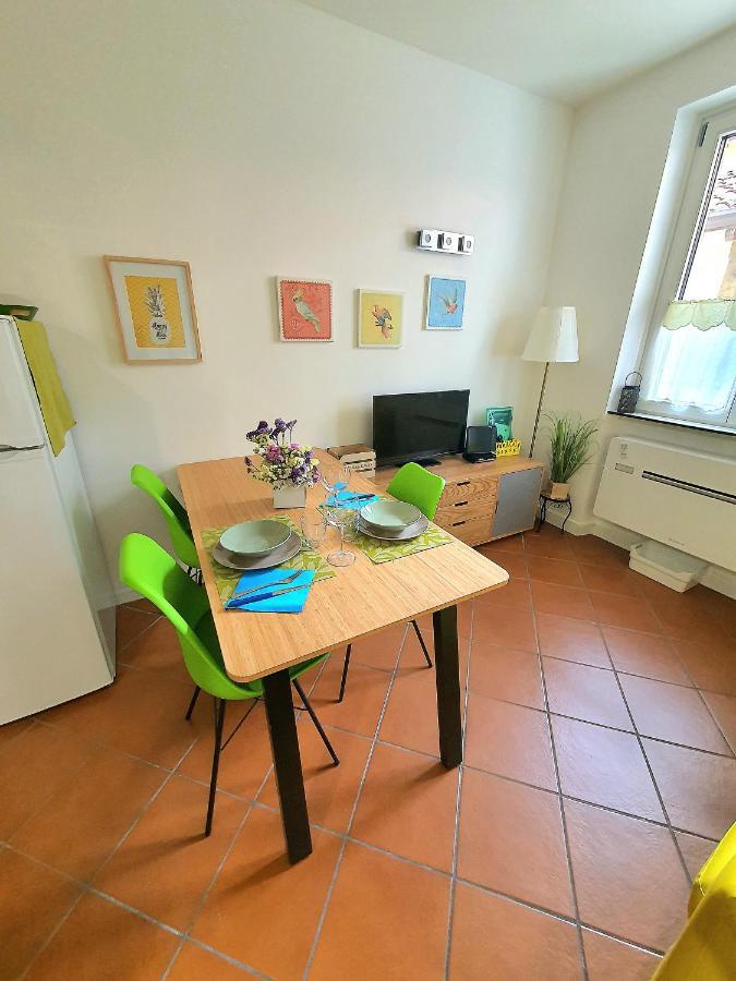 Nelson Apartment ลีโมเนซุลการ์ดา ภายนอก รูปภาพ
